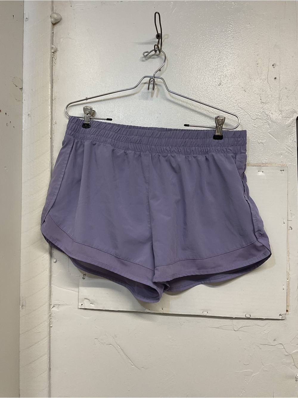 ASICS Women's Running Shorts Lined Purple Size XL Perf Zip Pocket Athletic